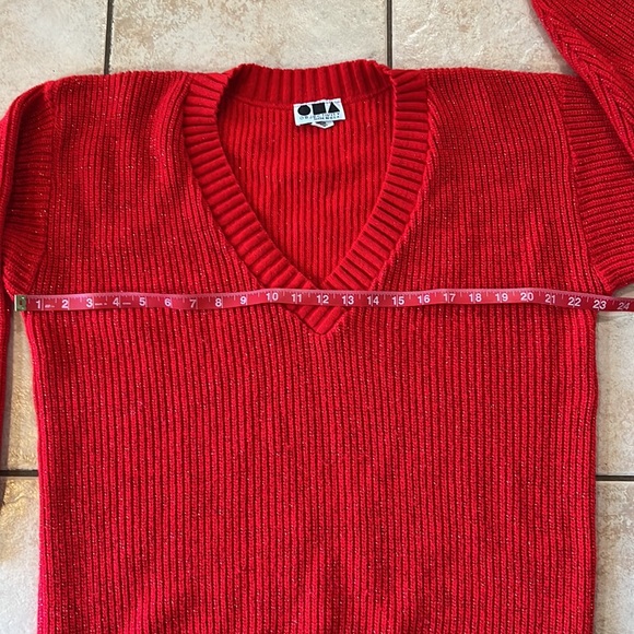 Vintage 90s Made in USA Objectivity Red V-neck Sweater, Sz Large - Picture 6 of 8
